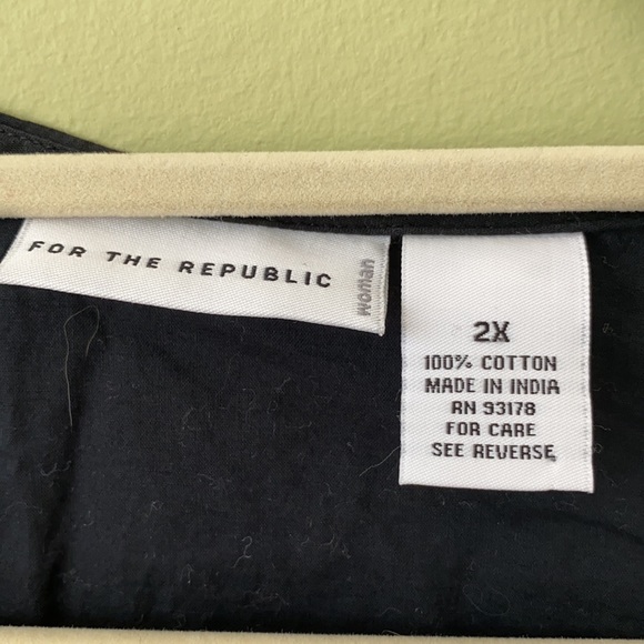 For the Republic Black Cotton Sequin Tunic 2X - Picture 3 of 4